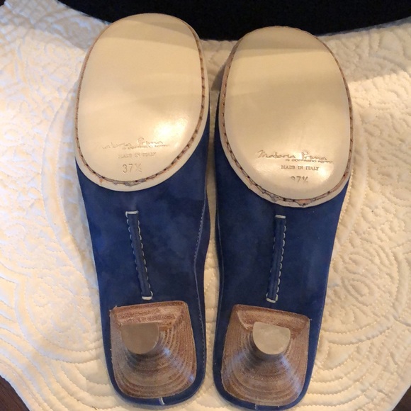 💙🇮🇹Geoffredo Fantini Blue suede crystal & bead embellished kitten heel slides - Picture 6 of 12